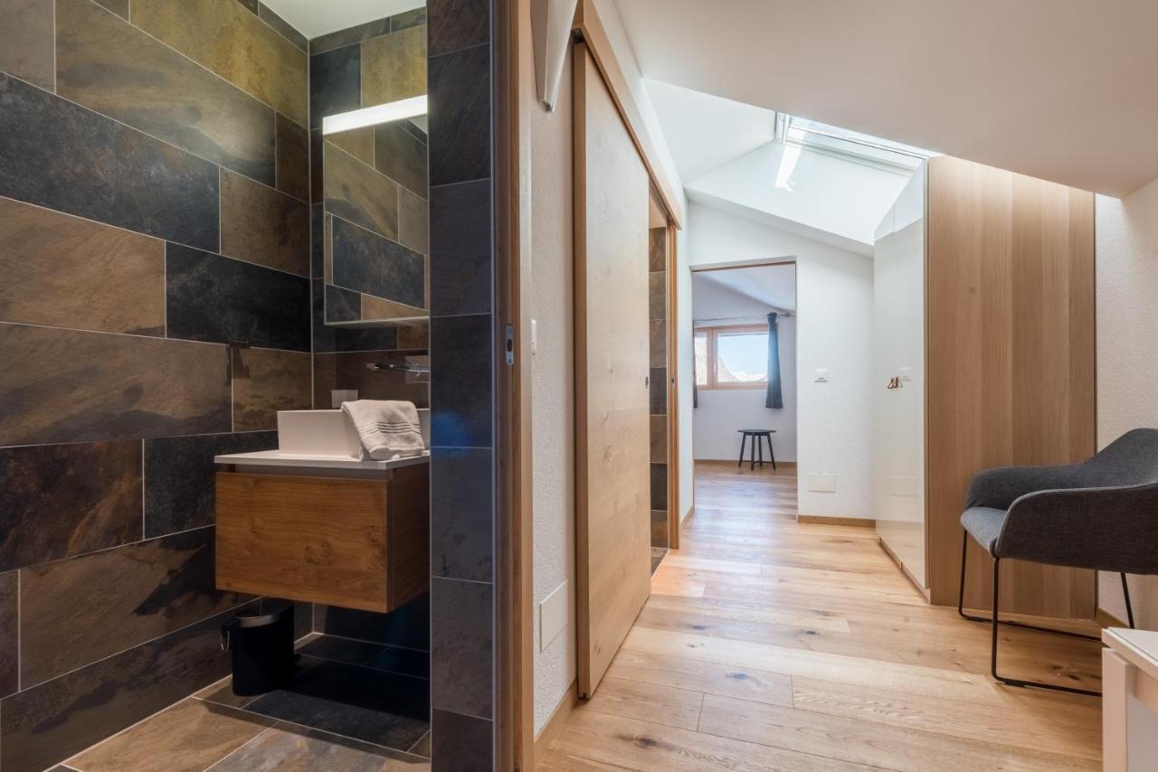 Montela Apartments - Haus D Saas-Grund Eksteriør billede